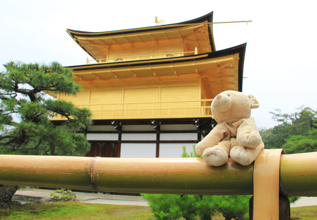 Up-close view of the gold-leafed pavilion.